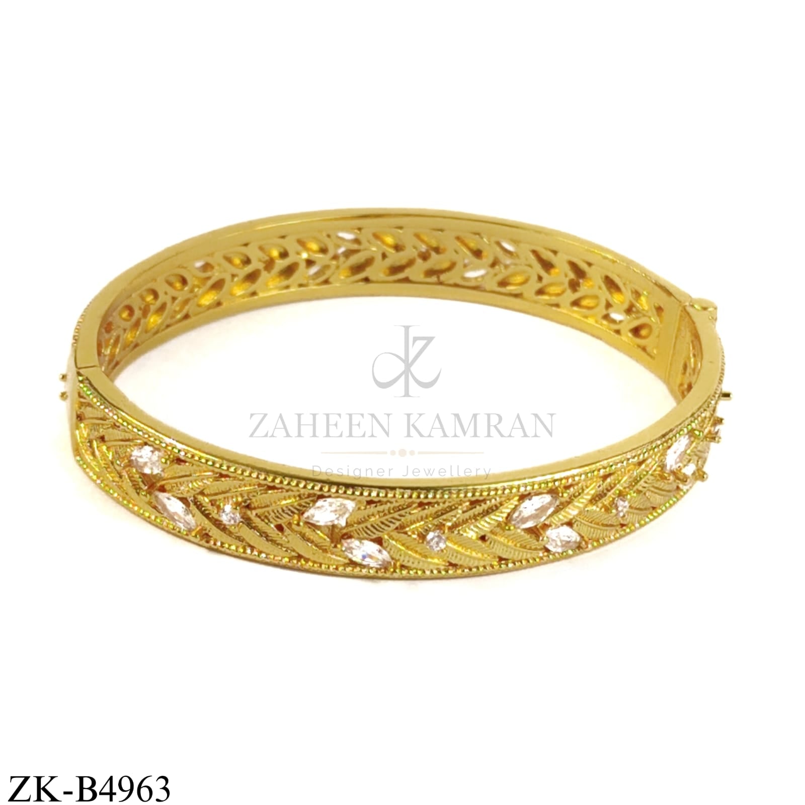 GOLDEN LEAF PATTERN SHEESH BANGLE