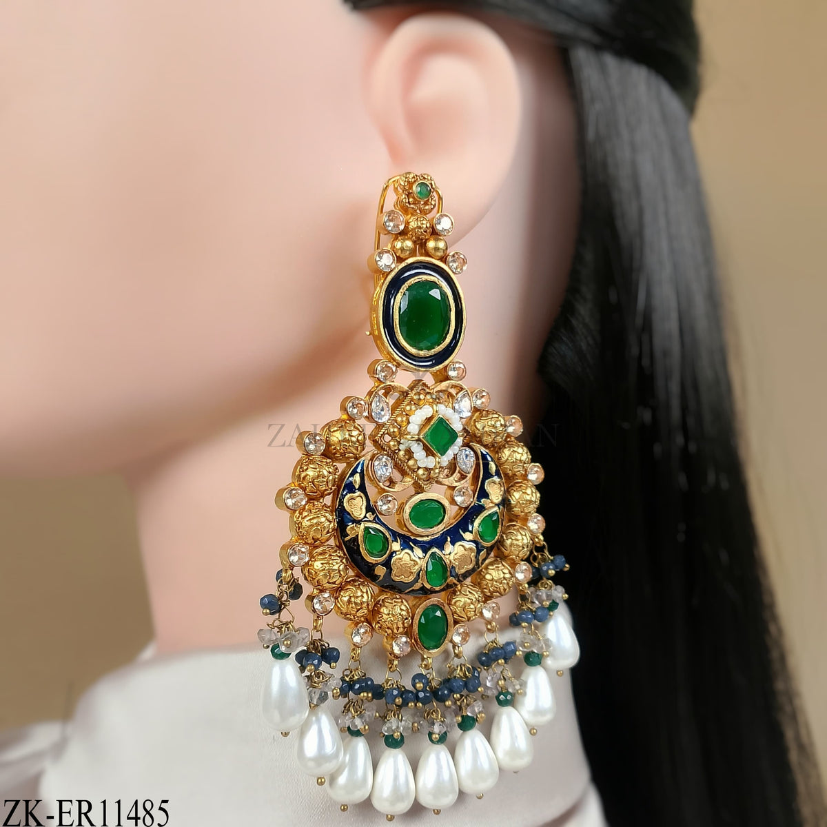 EMERALD EARRINGS