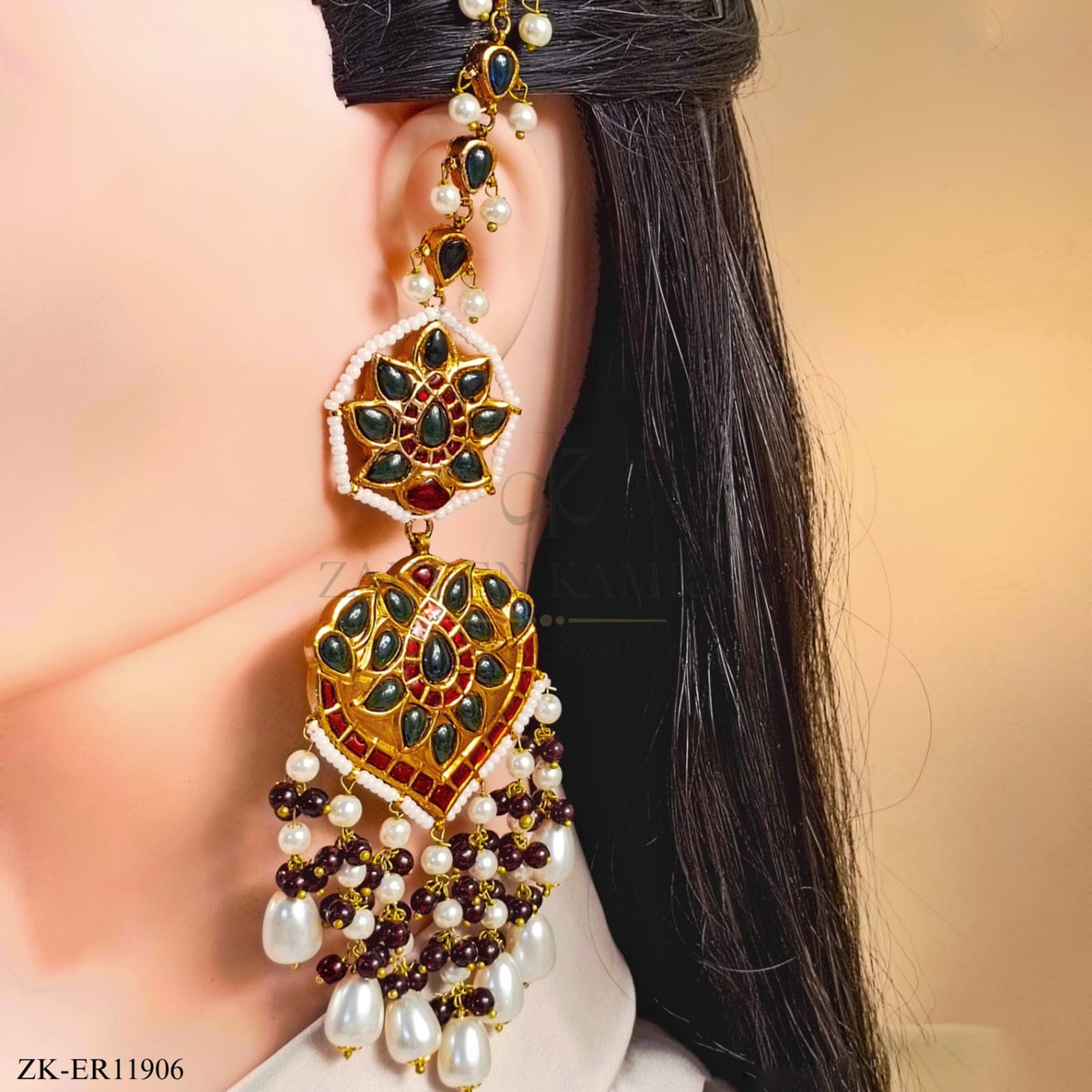 EMERALD EARRINGS