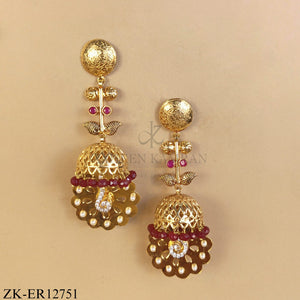 GOLDEN STUD FLORAL BOTTOM EARRINGS