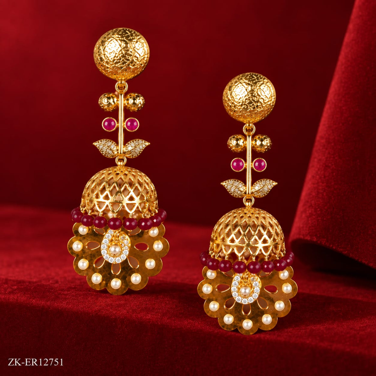 GOLDEN STUD FLORAL BOTTOM EARRINGS