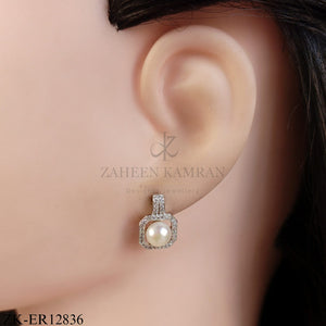 SILVER SQUARE EARRINGS WITH PEARL CENTRE