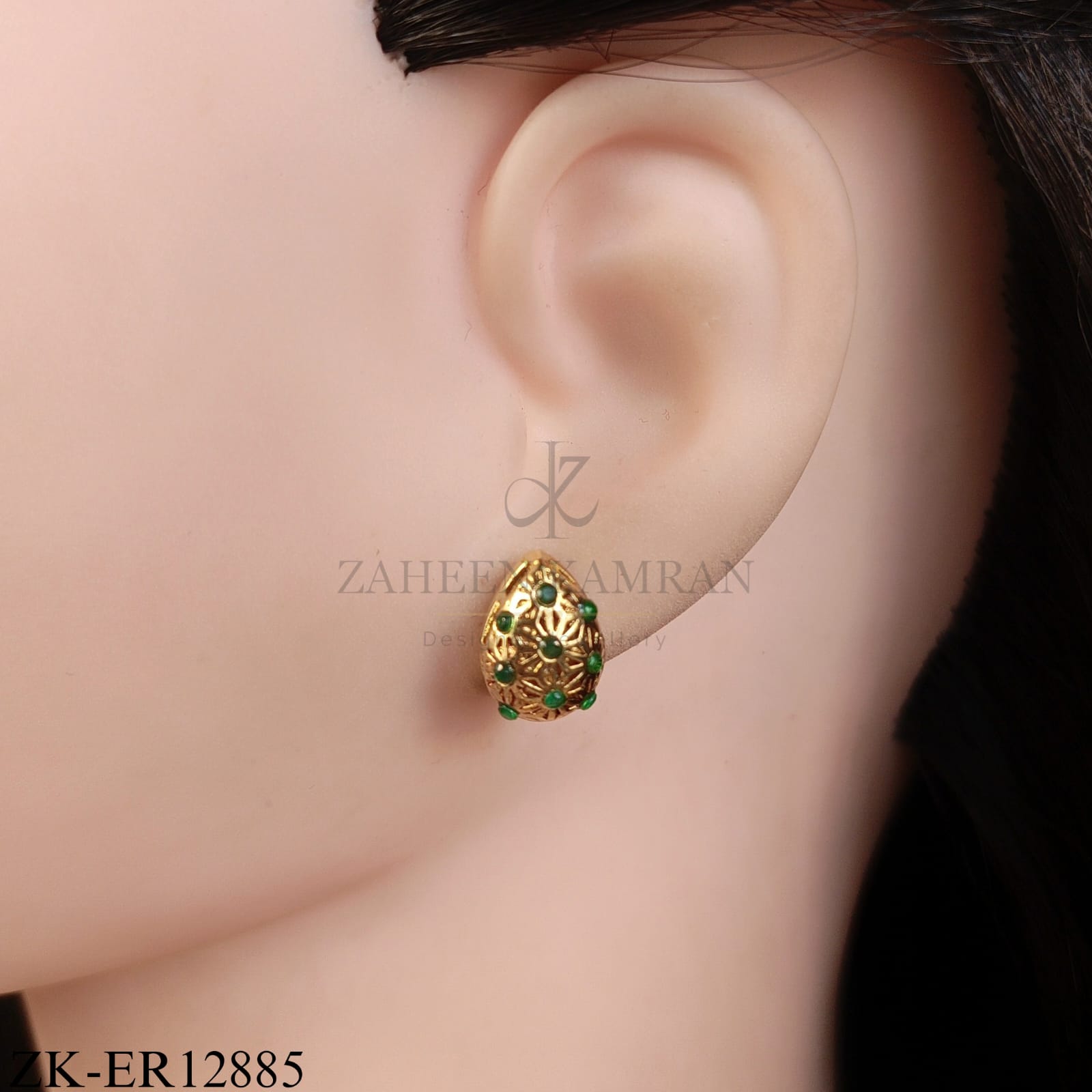 GOLDEN EMERALD TEARDROP EARRINGS