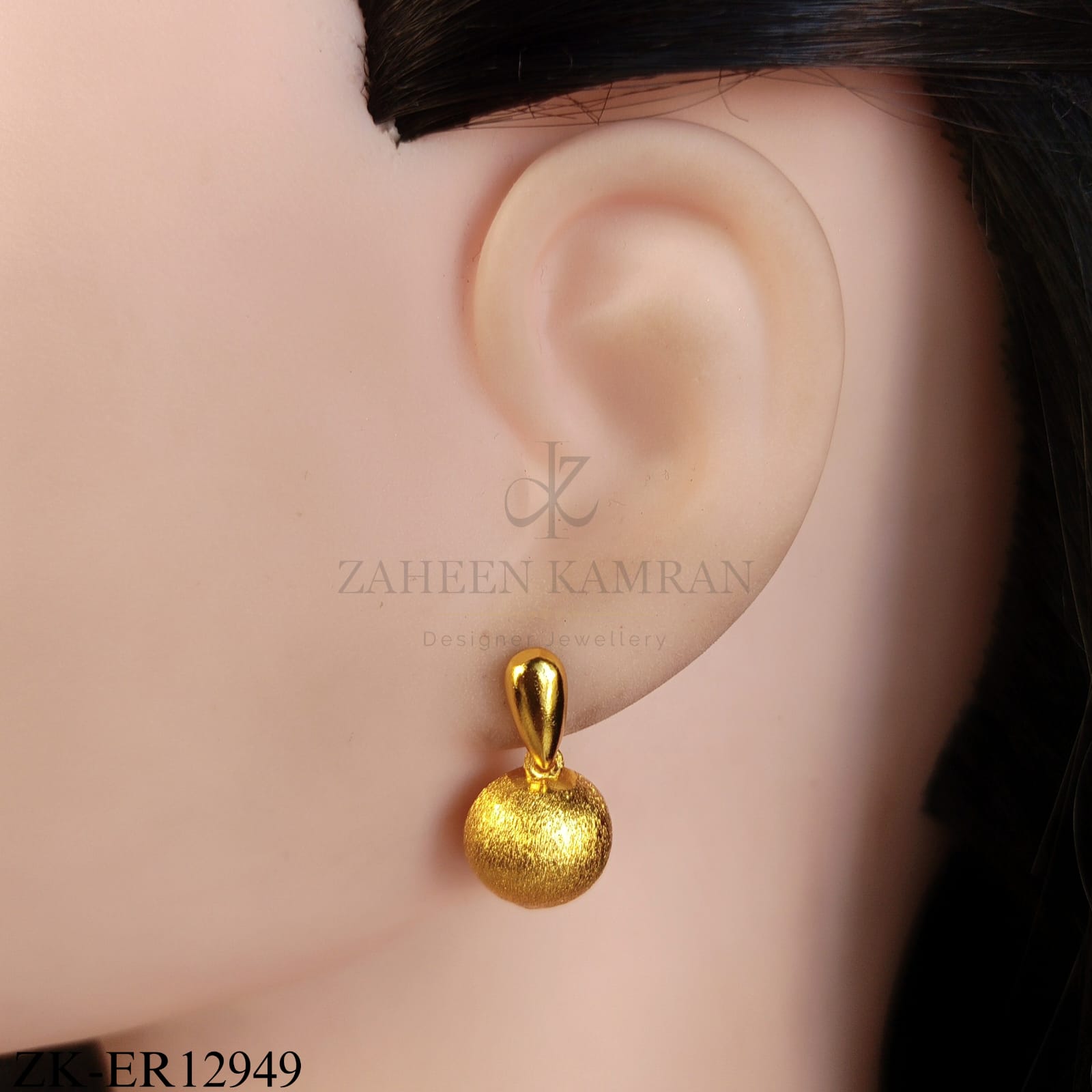 GOLDEN TEXTURED EARRINGS