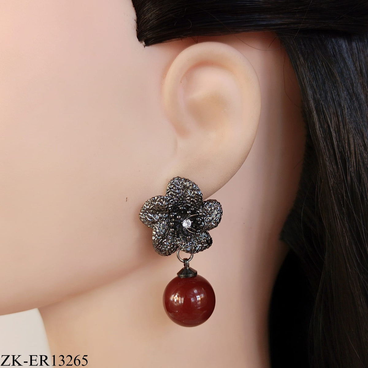 FLORAL DROP EARRINGS