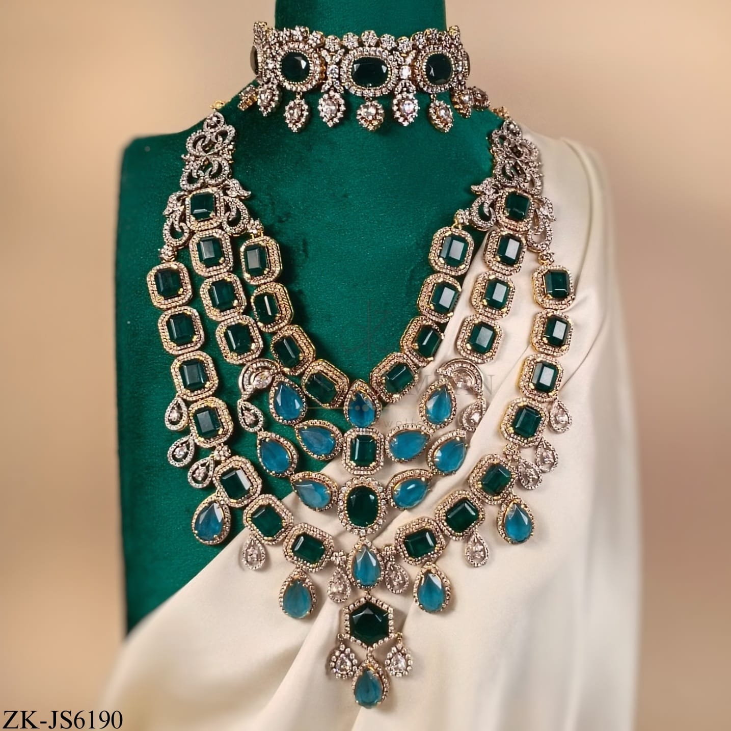 EMERALD FEROZA SET