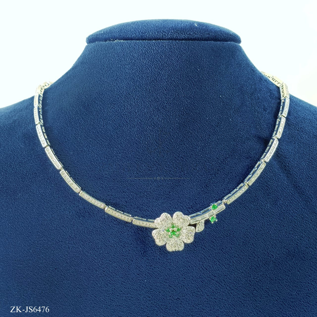 Florence Choker Set