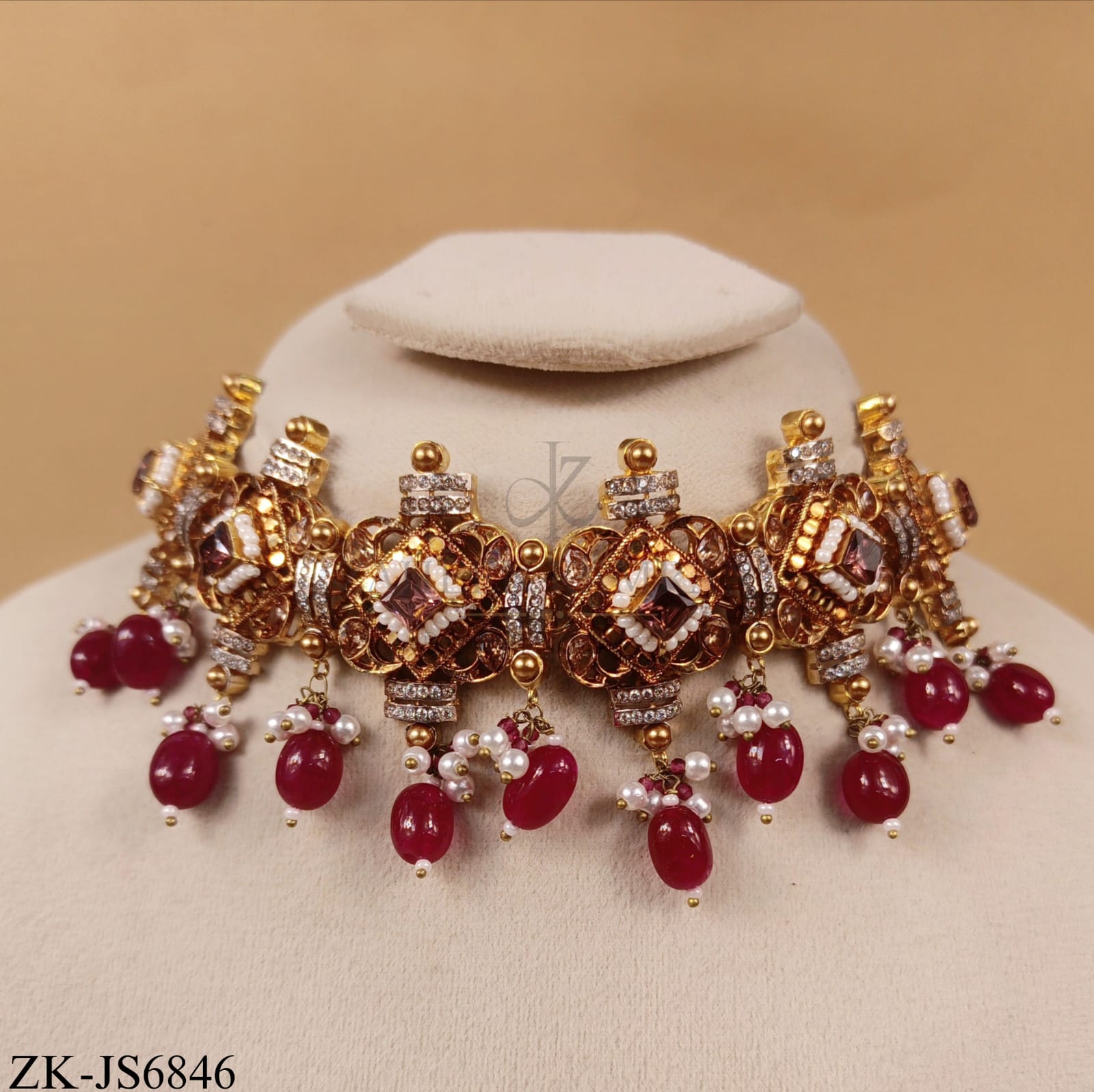 GOLDEN PINK LATTICE CHOKER SET