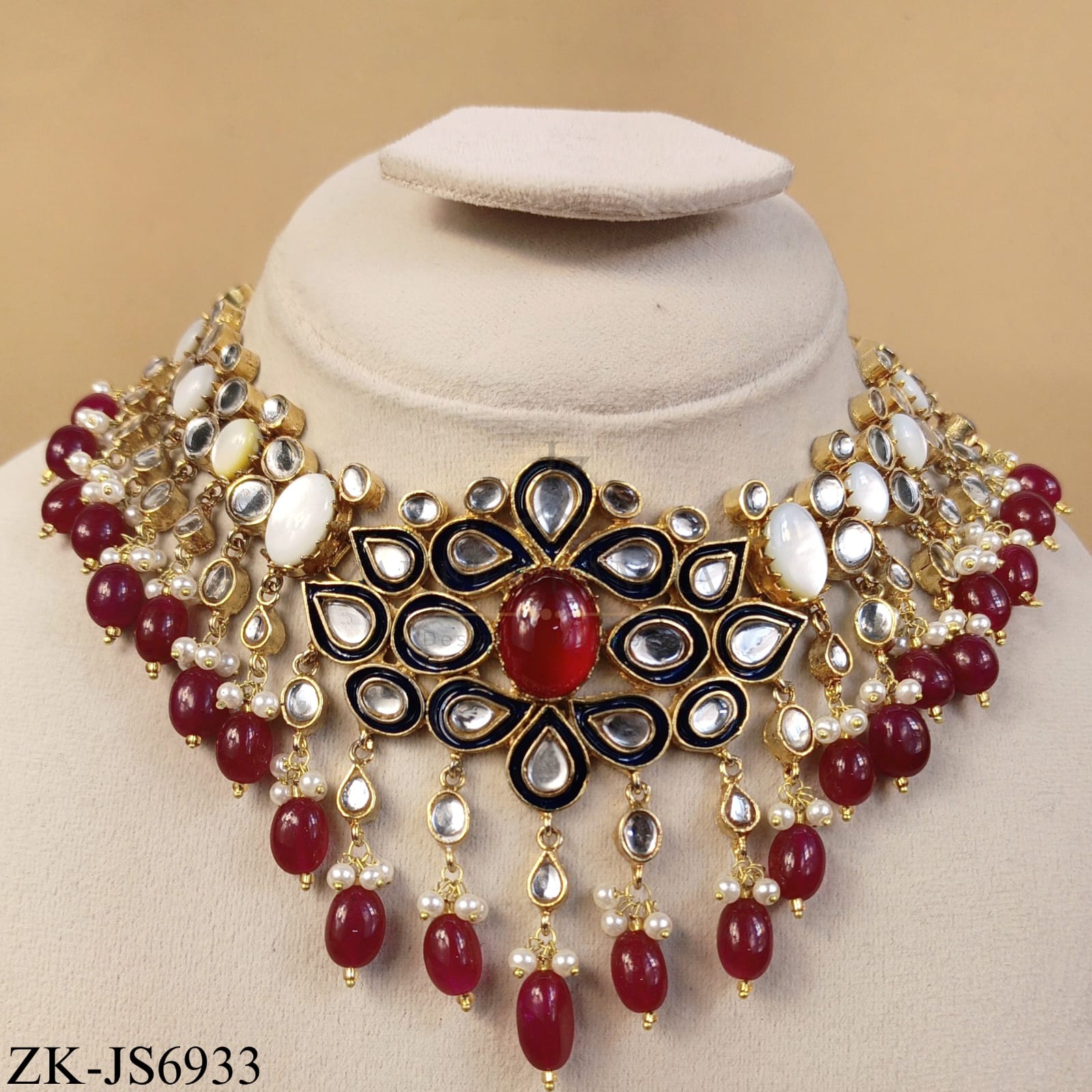 BLACK EDGE KUNDAN BLOOM WITH RUBY DROP SET