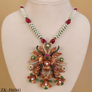 GOLDEN EMERALD FLORAL PATTERN MALA SET
