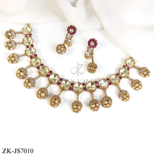 Timeless Floral Choker