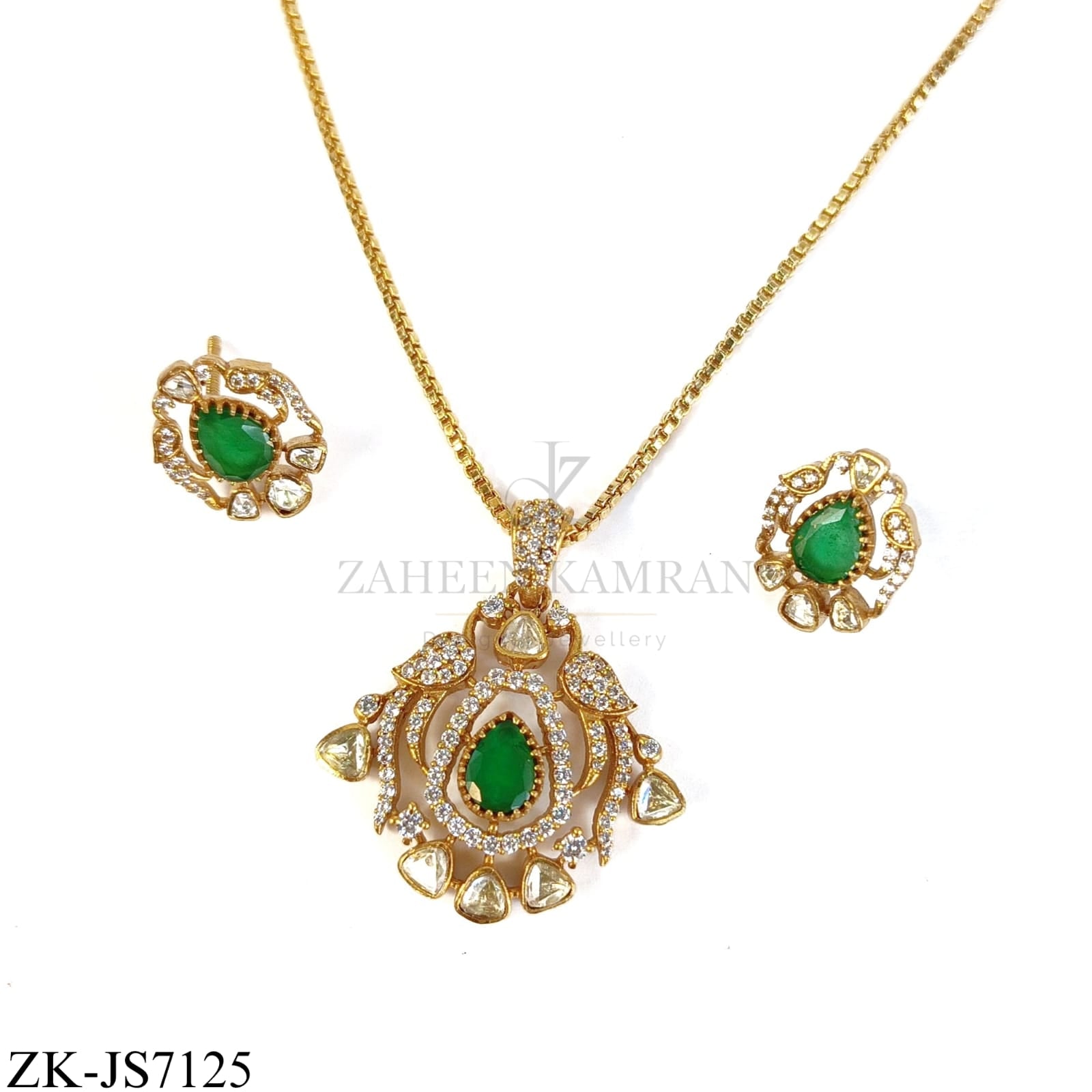 EMERALD ZIRCONIAN SET