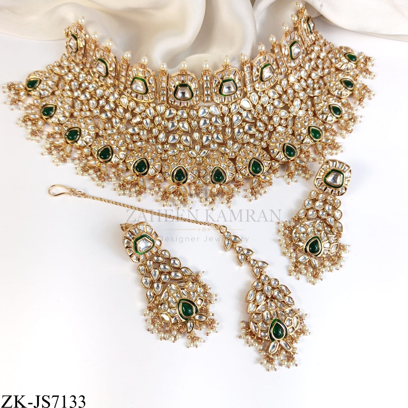 EMERALD KUNDAN SET