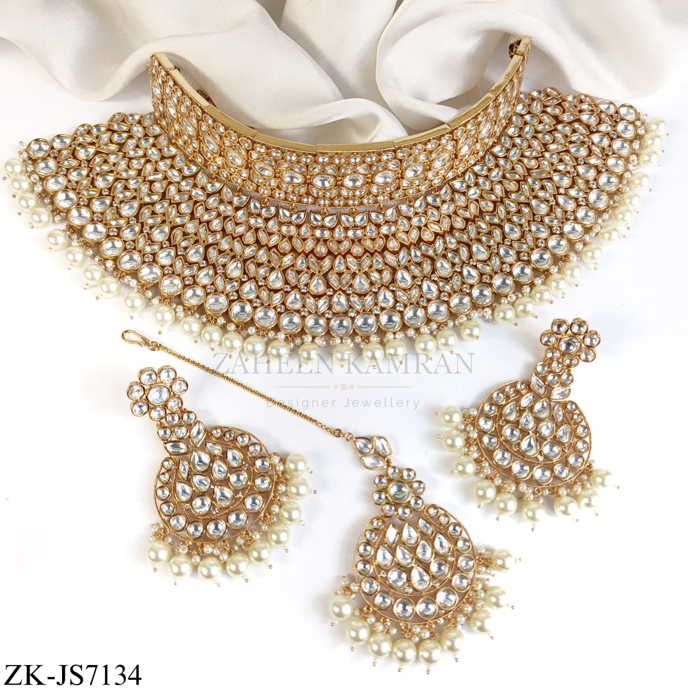 KUNDAN PEARLS WIDE SET