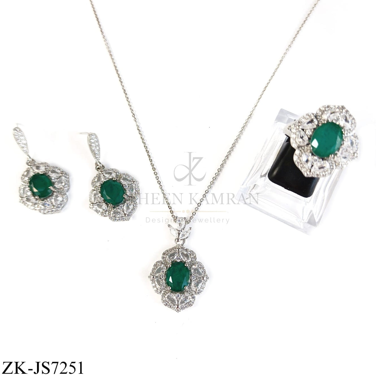 Emerald Silver Set