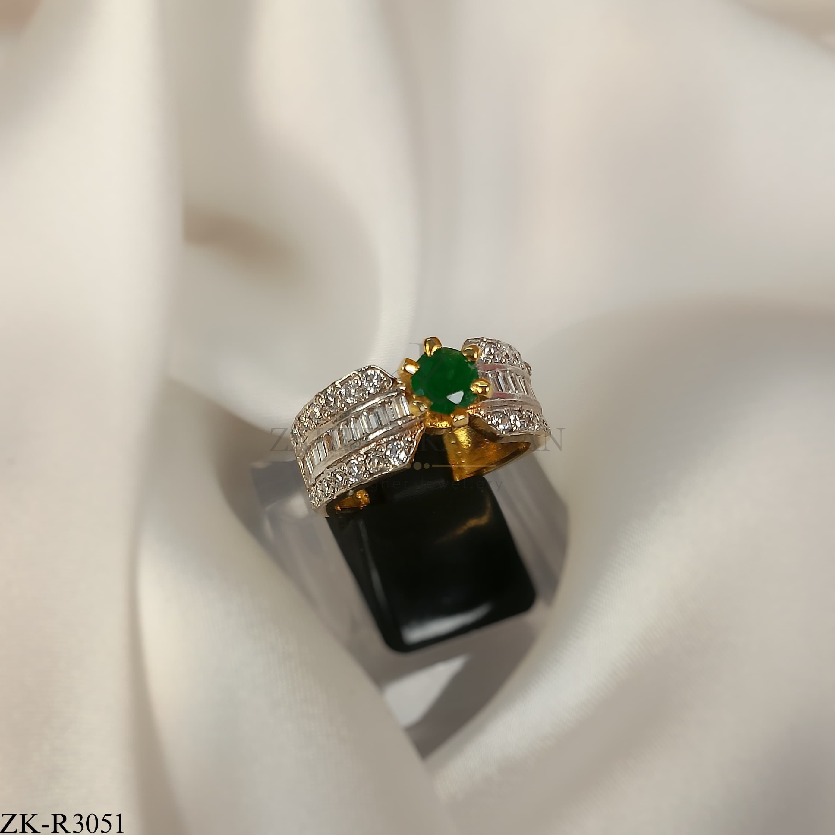925 EMERALD RING