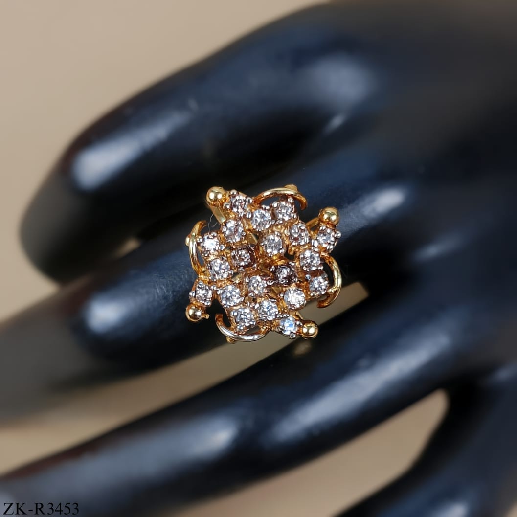 ZIRCONIAN RING