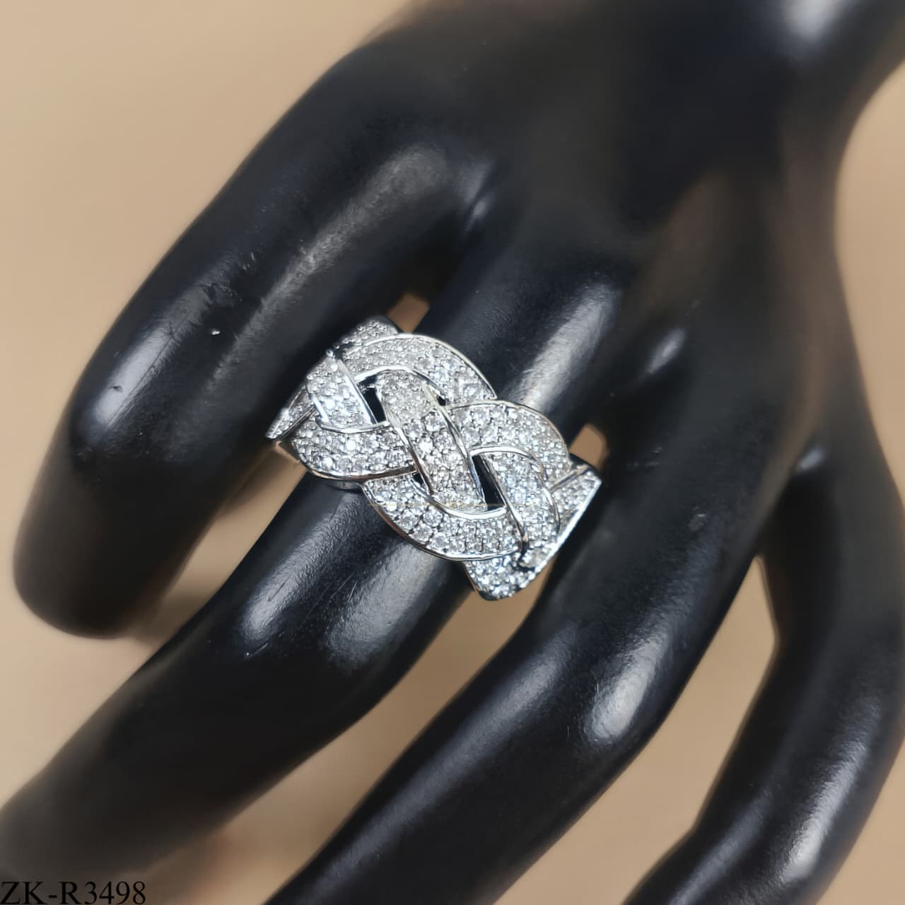 ZIRCONIAN RING
