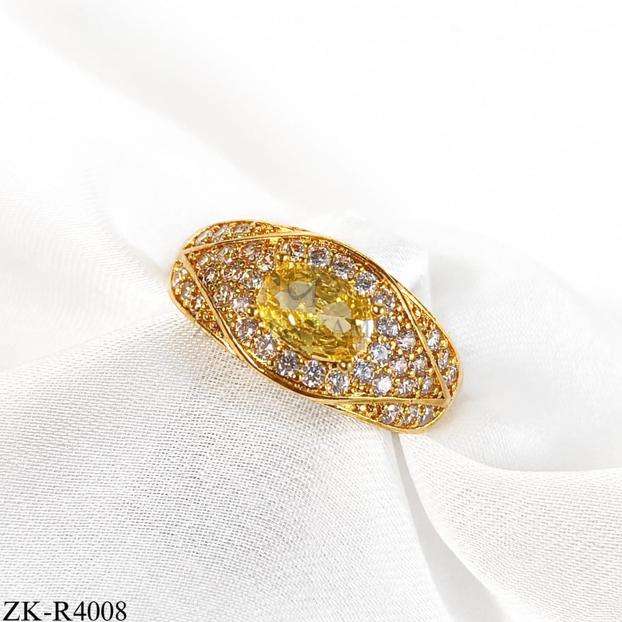 CHAMPAGNE ZIRCONIAN RING