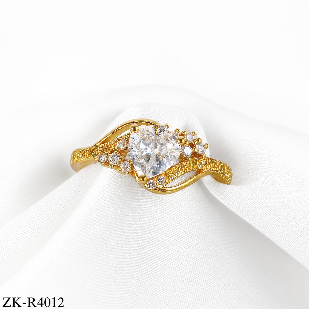 SHEESH HEART RING