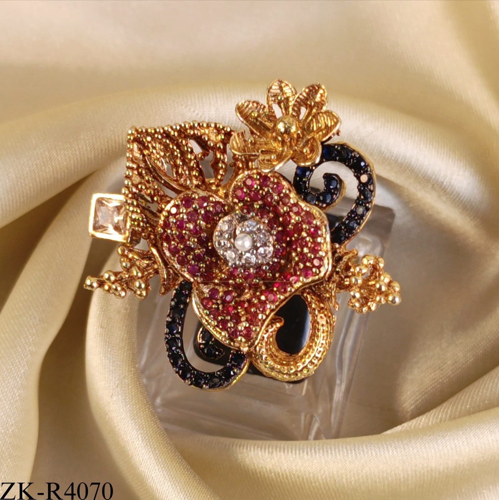 ROSSETE RUBY RING