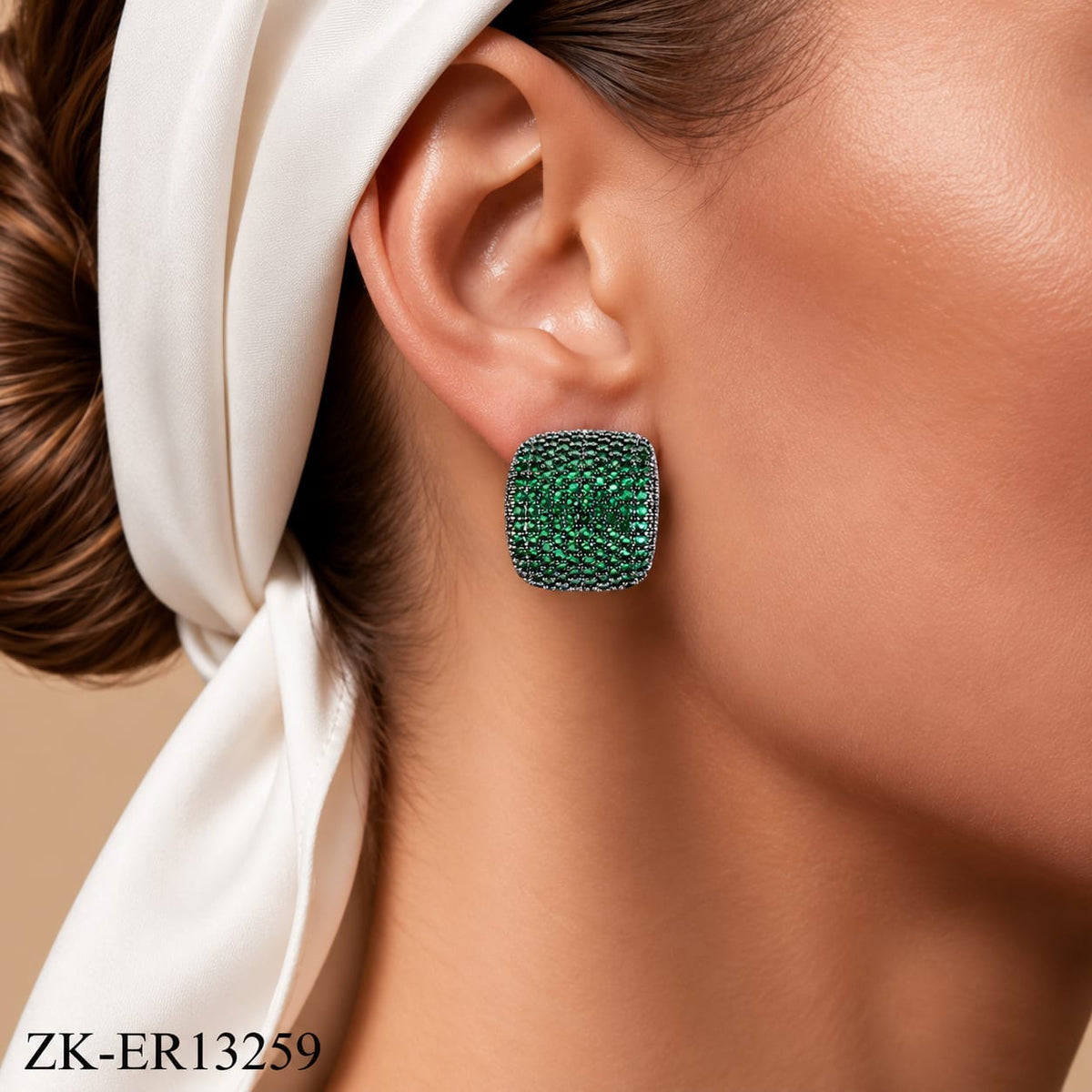 EMERALD SQUARE EARRINGS