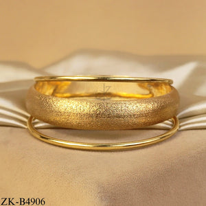 GOLDEN MATTE GLOSSY BANGLES