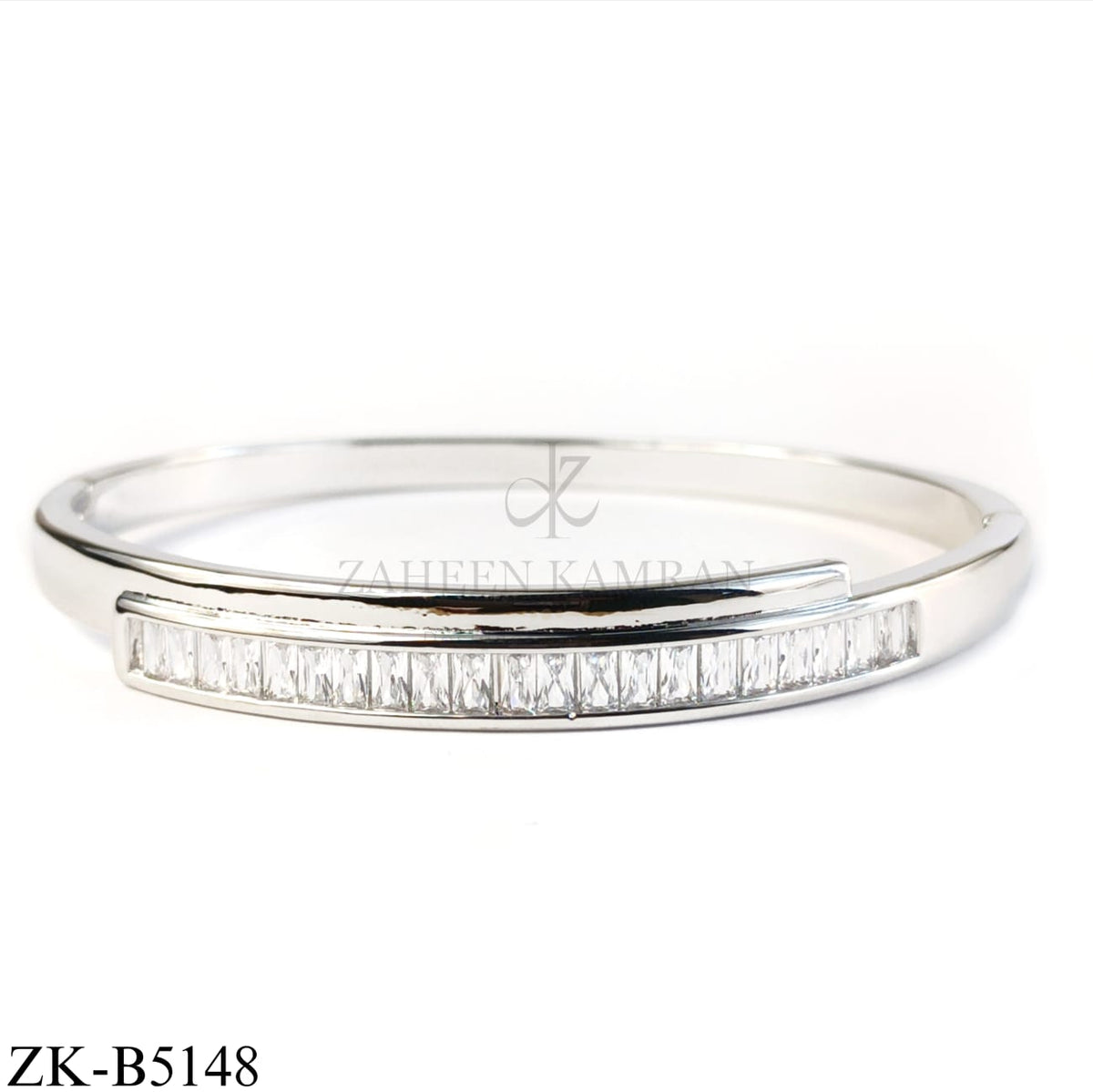 OVERLAP ZIRCONS BANGLE