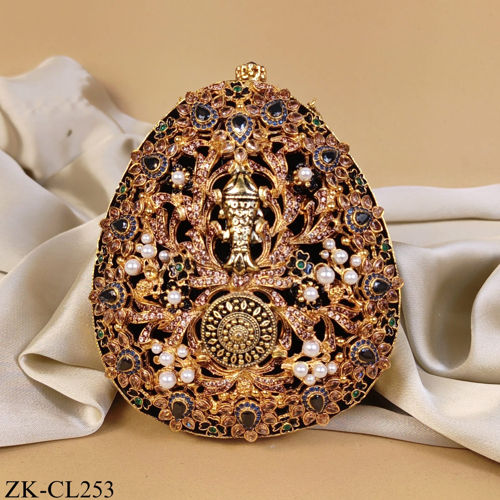 ANTIQUE MINI INTRICATE MULTI GEMS CLUTCH