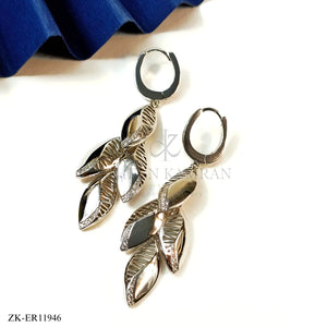 LEAFLET SILVER EARRINGS