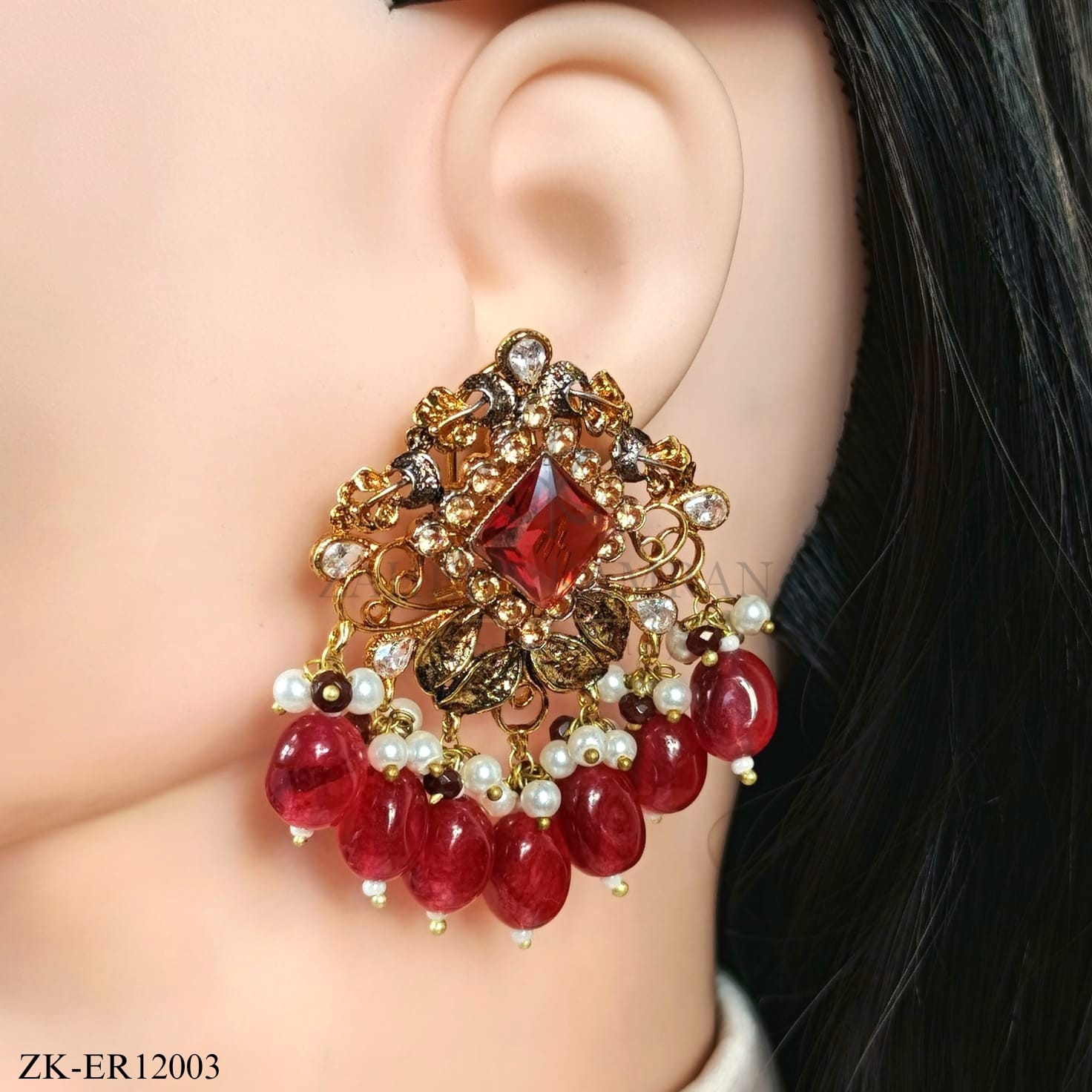 GARNET EARRINGS
