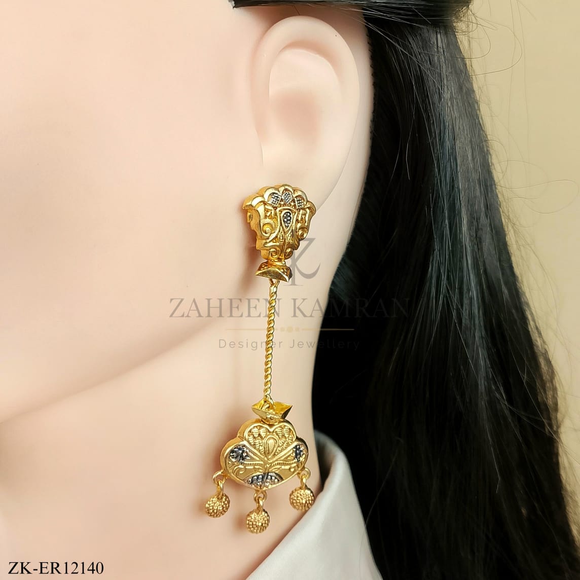 GOLDEN CHAIN EARRINGS