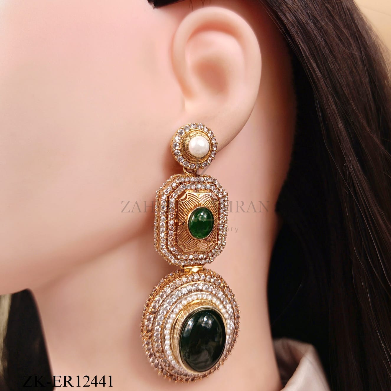 EMERALD EARRINGS