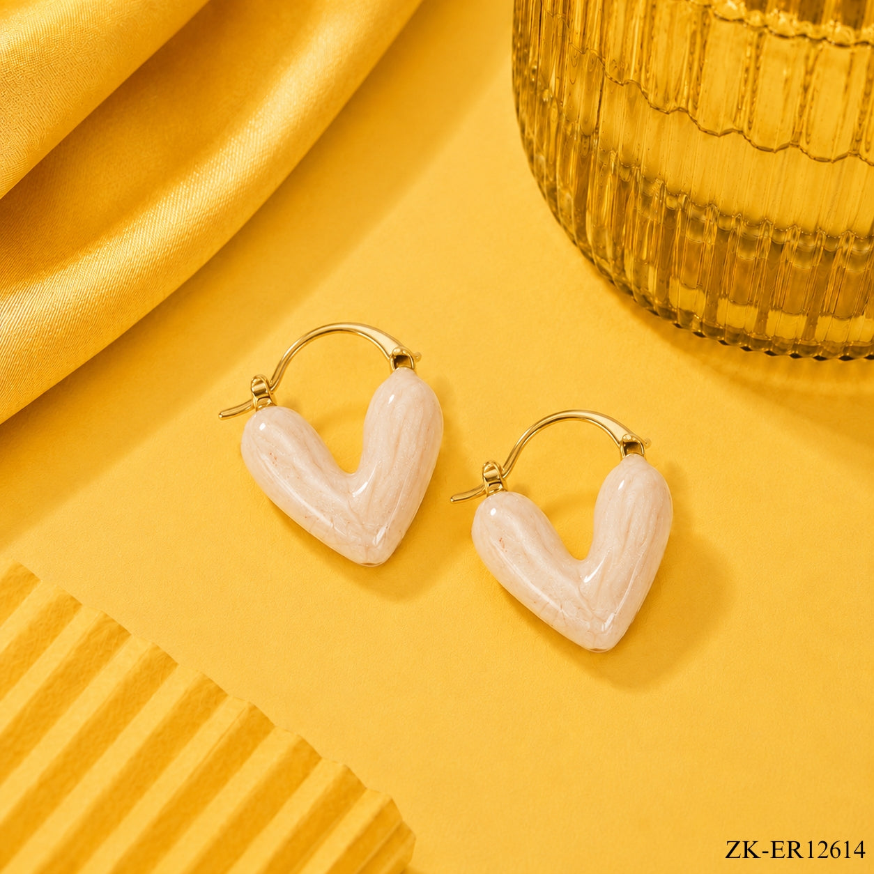 HEART SHAPE EARRINGS
