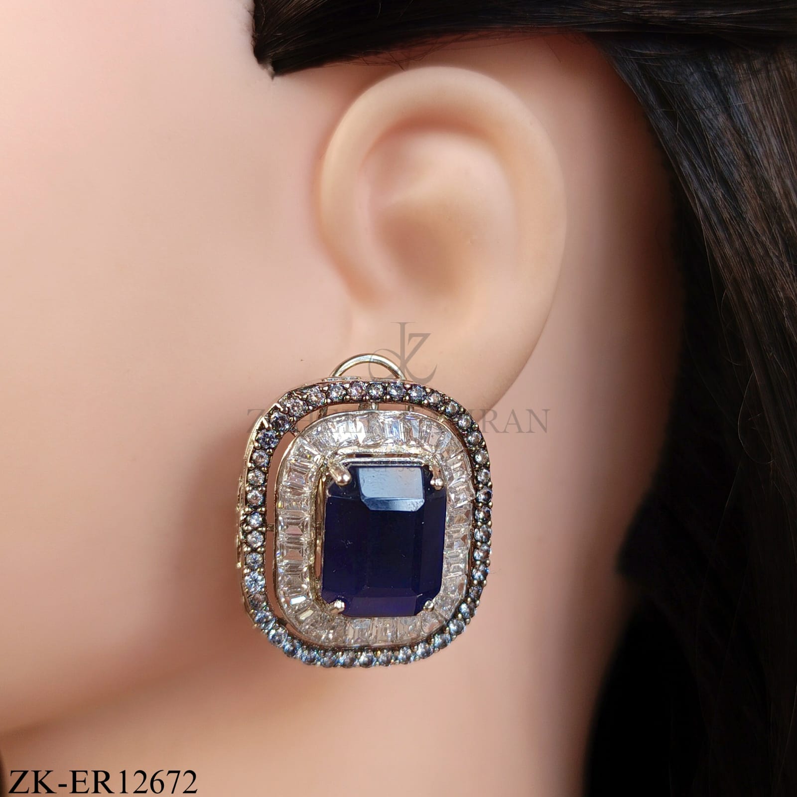 SQUARE DEEP BLUE EARRINGS