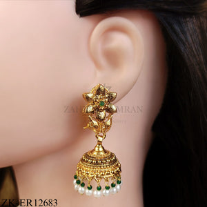 GOLDEN FLORAL EARRINGS WITH EMERALD DROPS