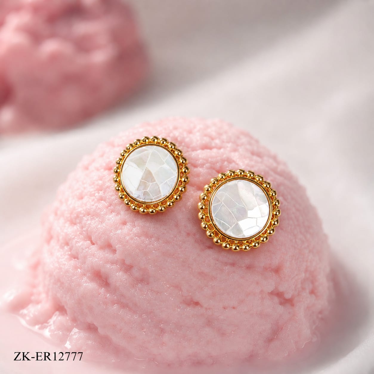 ROUND WHITE OPAL CRACKED EARRINGS