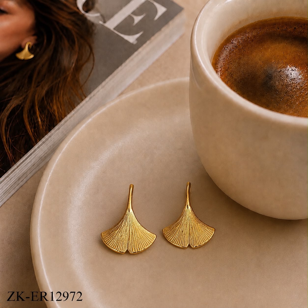 FAN SHAPED EARRINGS