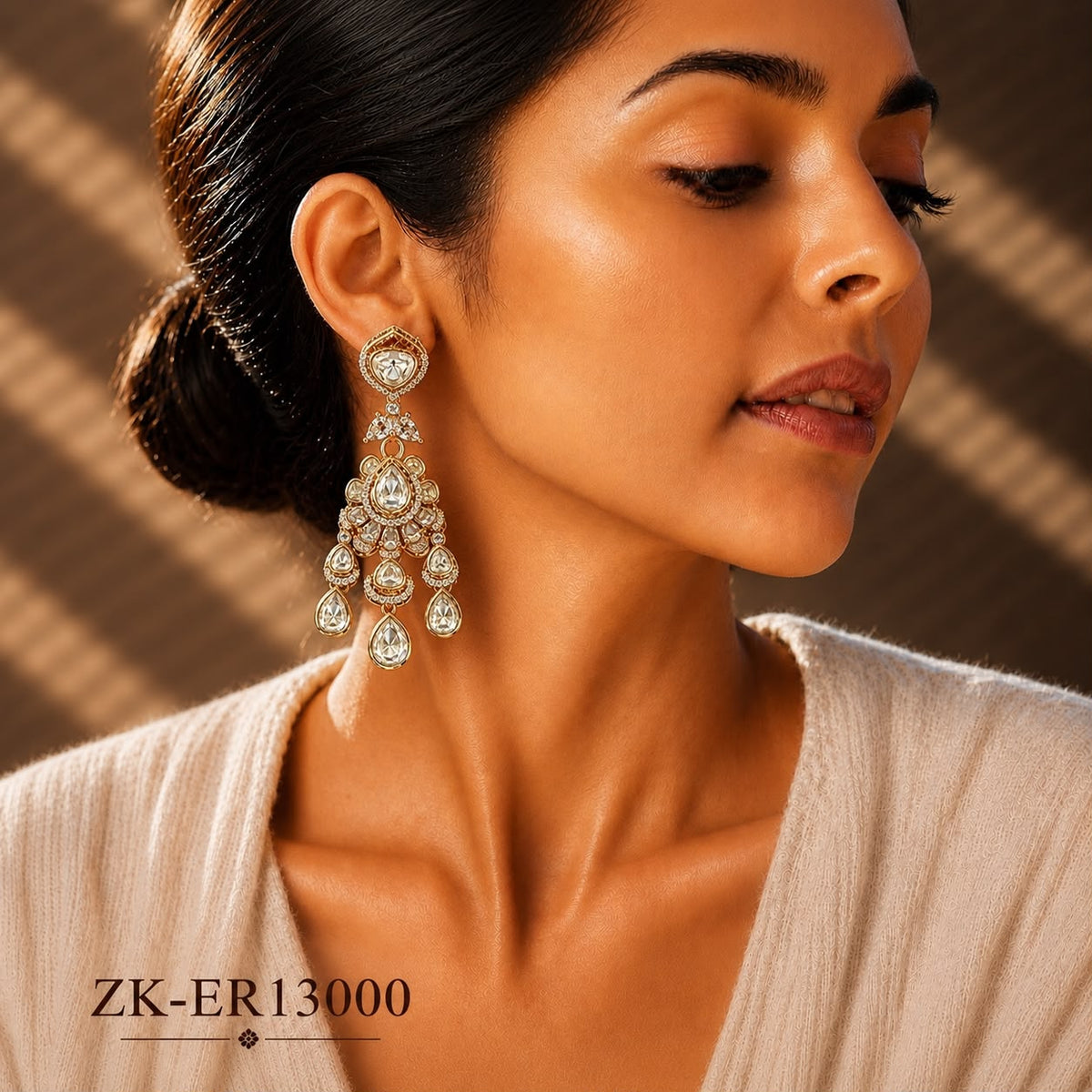 CHAMPAGNE FLORAL EARRINGS