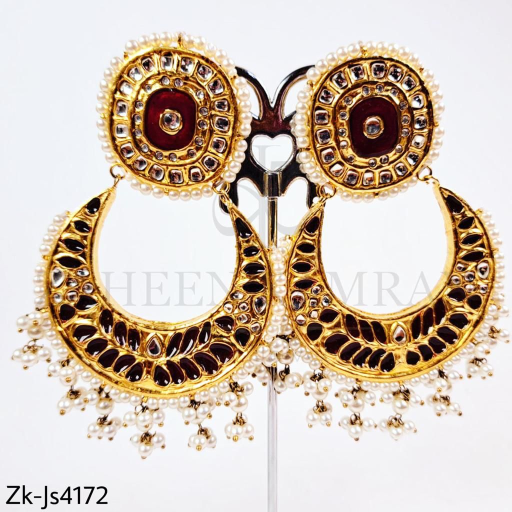 Moonlit trendy set.