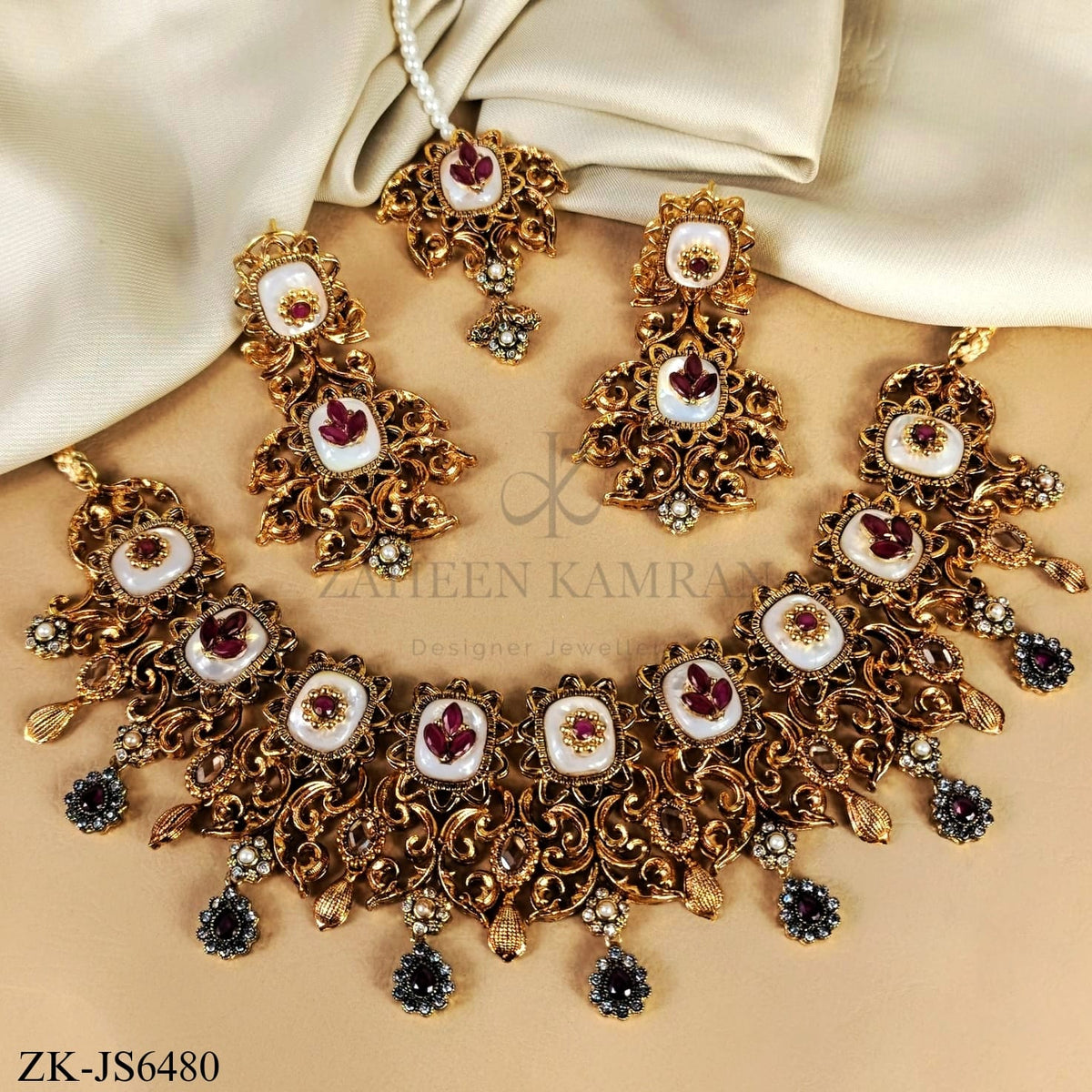 ANTIQUE FLORA SET