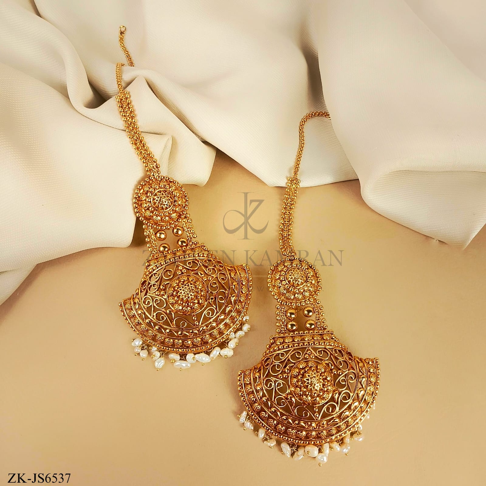GOLDEN PEARLS SET