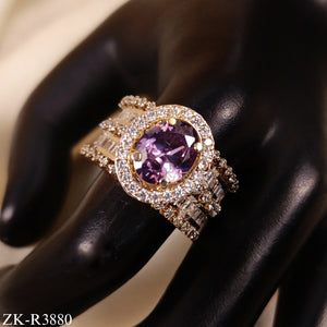 OVATE AMETHYST GOLD RING