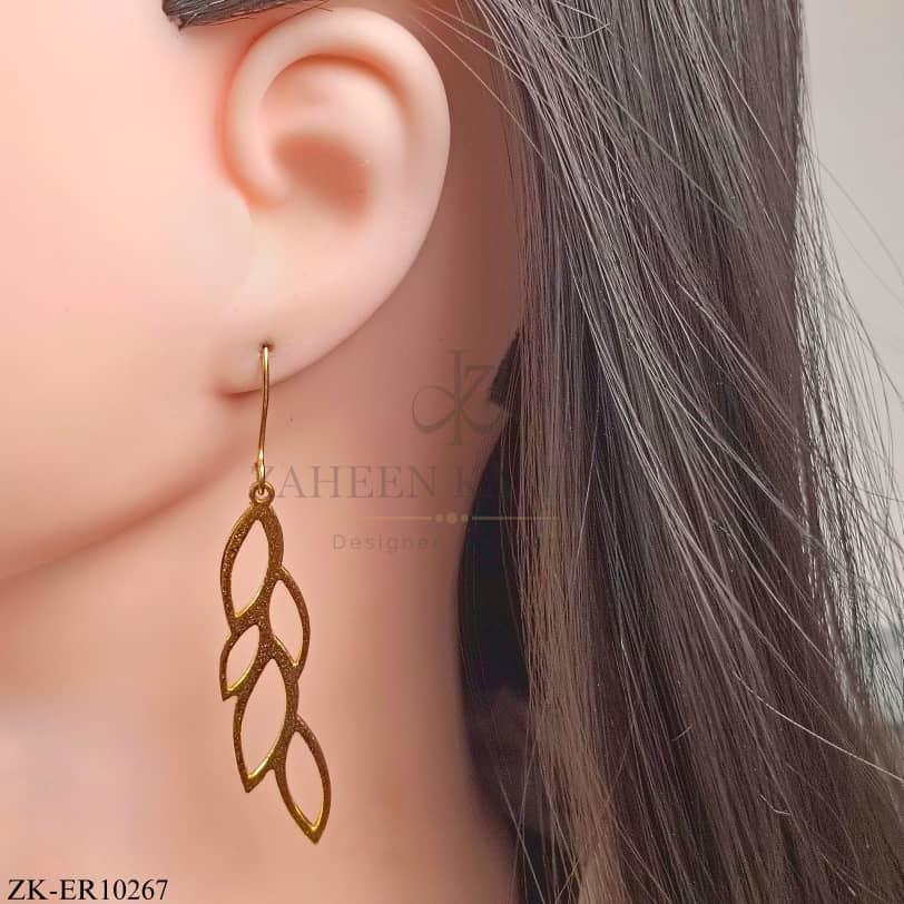 LEAFLET EARRINGS