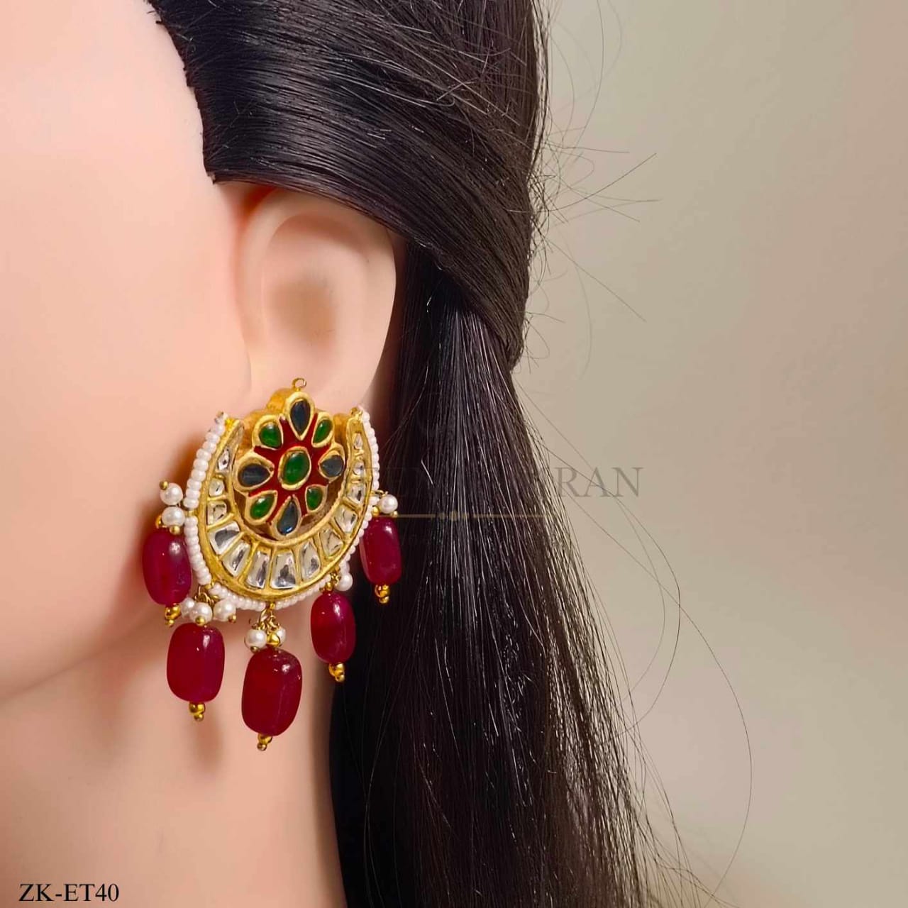 MOONLIT MATHA PATTI AND EARRINGS