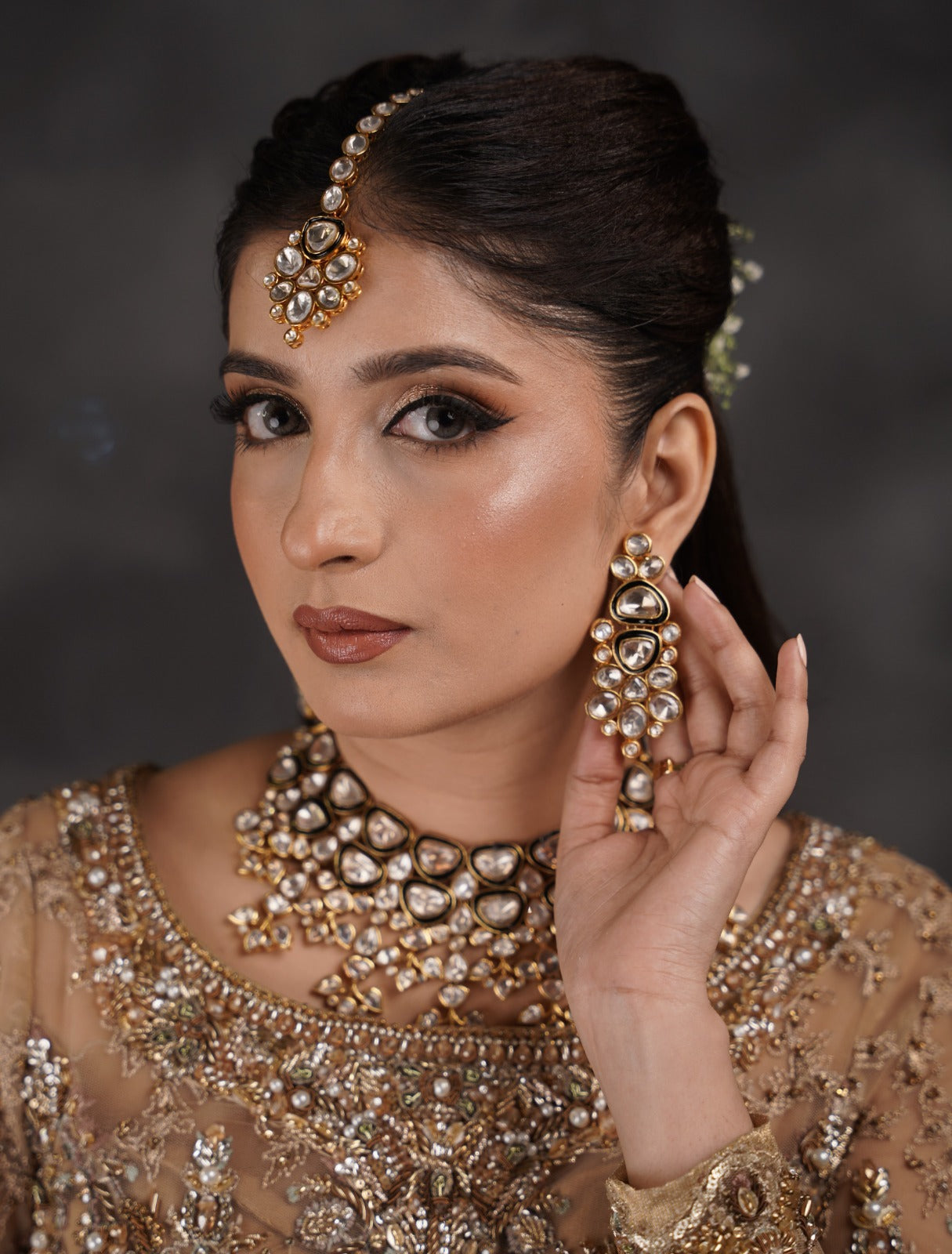 A BRIDAL IN SHEESH SET