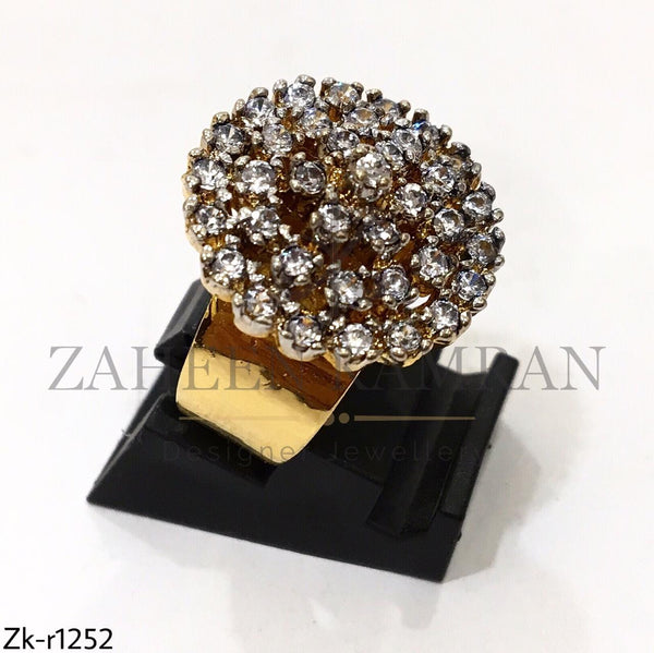 Fine Quality Zircon Ring