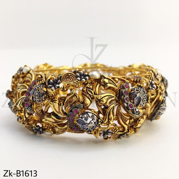 Antique gold Bangle