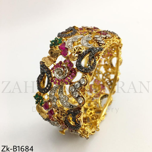 3d Gold bangle