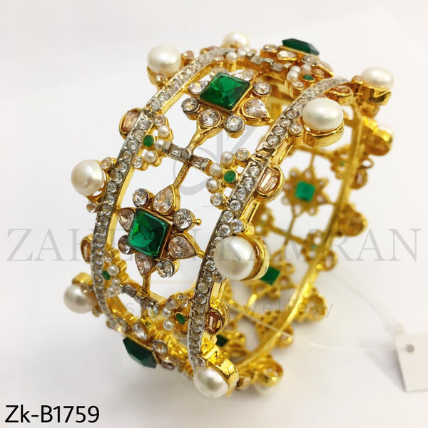 Floral Emerald bangle